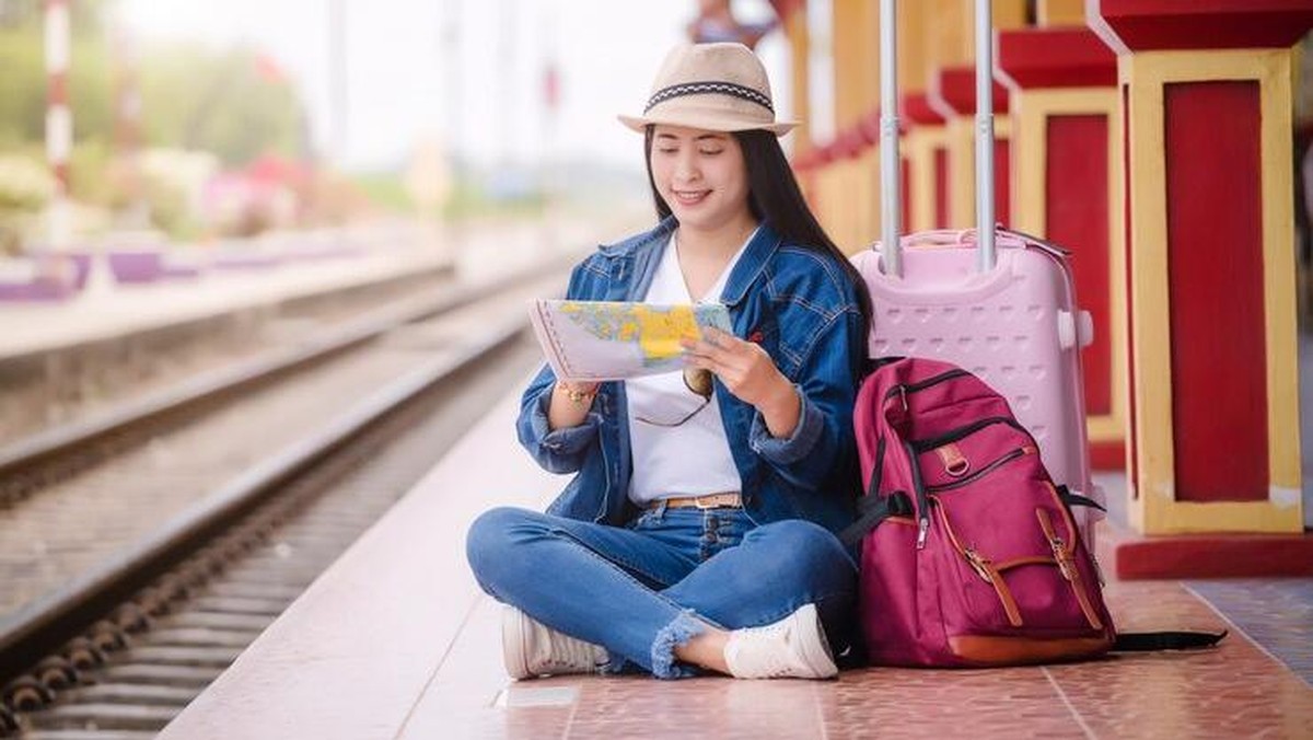Traveling Asia 2025: Destinasi Baru, Digital Tourism, dan Tren Backpacker Modern